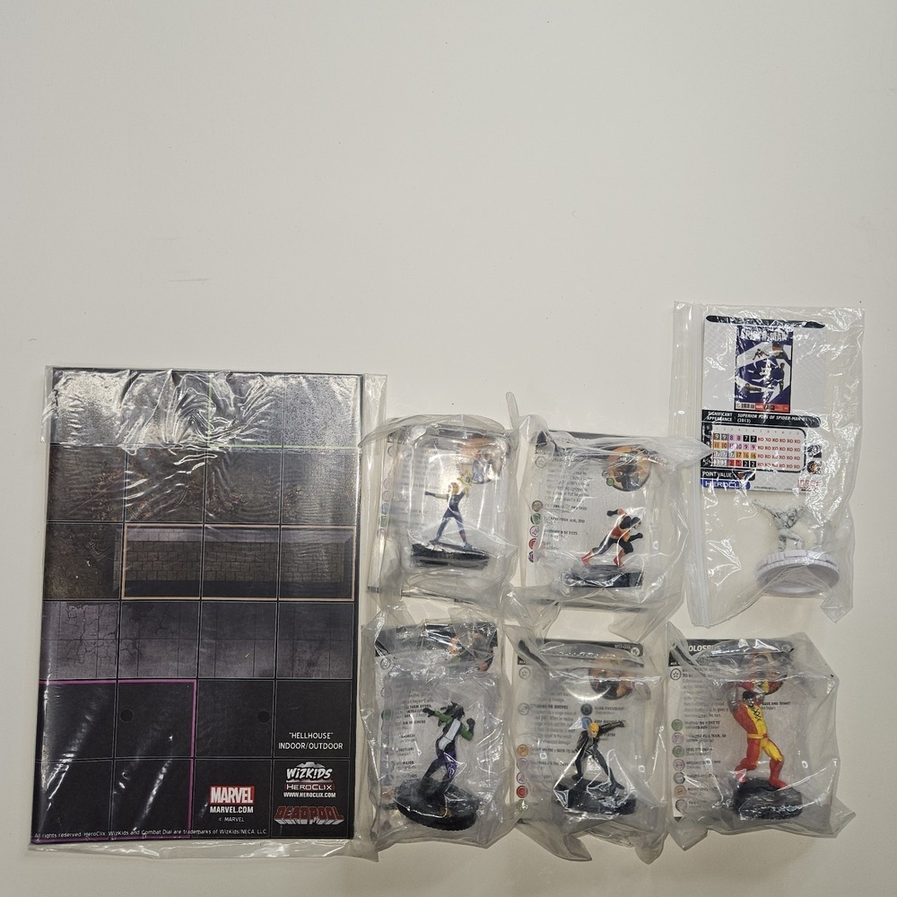WizKids Marvel HeroClix Lot 6 Figures, Hellhouse Map Colossus, She Hulk, Etc